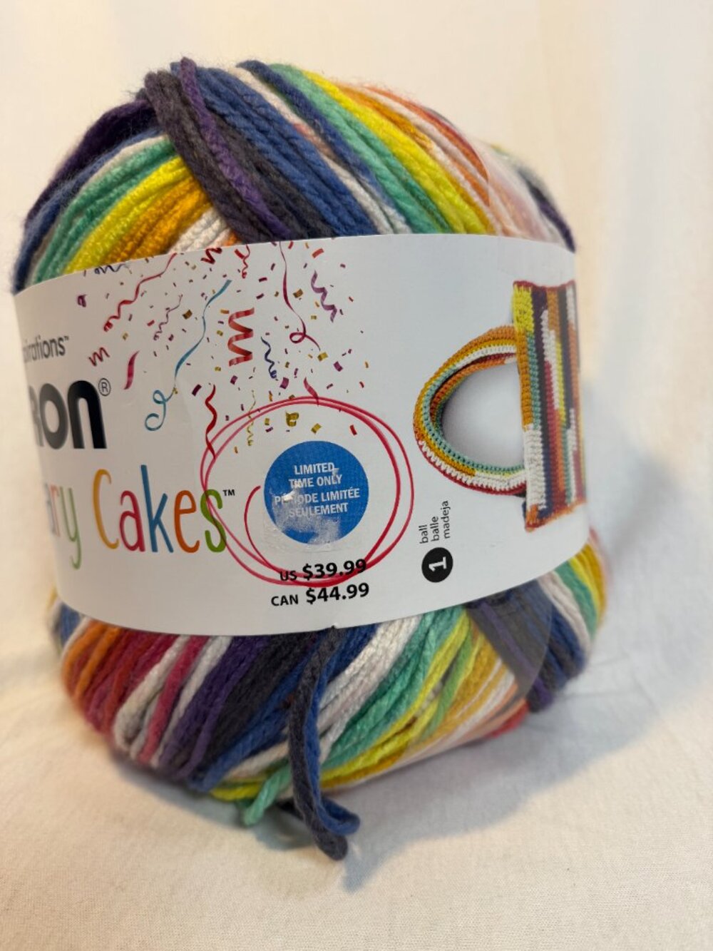 Caron Anniversary Jumbo Cakes Yarn Prismatic NWT 1061 Yds Super Bulky Limited Ed - Picture 2 of 6
